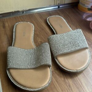 Fashion nova glittery sandals